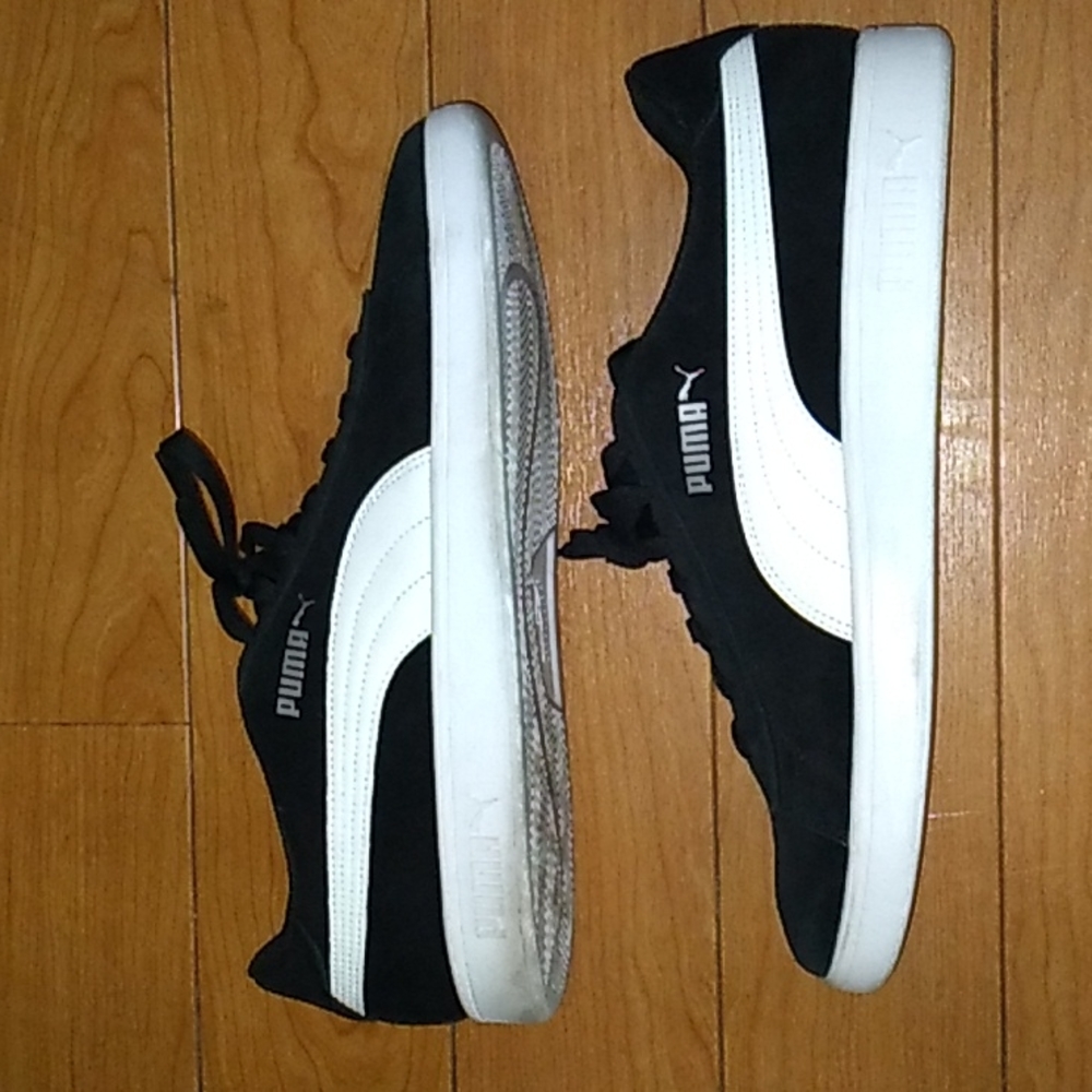 Puma Sneakers